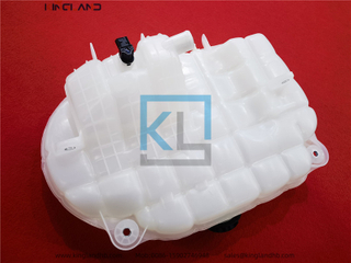 D16 Diesel Engine Parts Coolant Expansion Tank 22430043 22821826 Suitable For VOLVO 